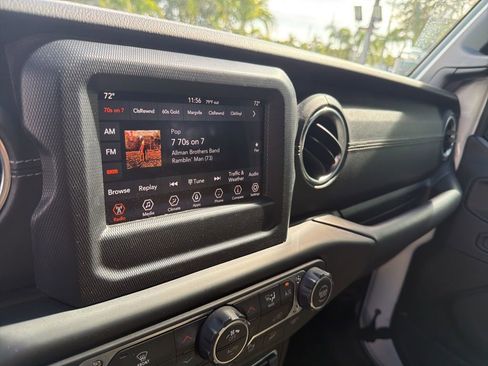 Used 2019 Jeep Wrangler Unlimited Sahara w/ Safety Group image 12