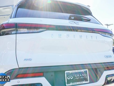 Certified 2023 INFINITI QX60 Pure image 10