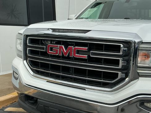 Used 2017 GMC Sierra 1500 SLE w/ SLE Value Package AWD/4WD image 34