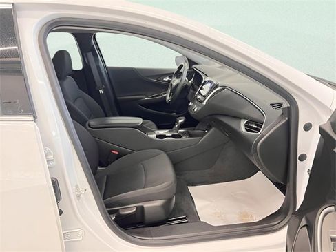 Certified 2024 Chevrolet Malibu LT image 10