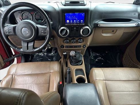 Used 2012 Jeep Wrangler Sahara w/ Connectivity Group image 24