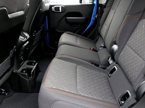 New 2026 Jeep Gladiator Mojave image 18