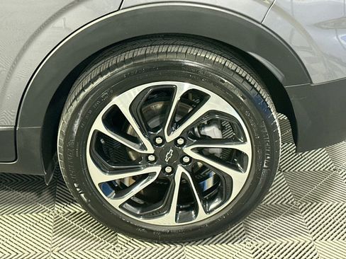 Used 2023 Chevrolet Bolt EUV Premier w/ Super Cruise Package image 12