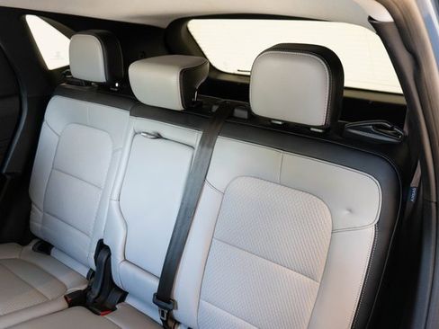 Used 2023 Ford Escape SE image 18