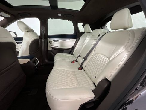 Used 2019 INFINITI QX50 Essential w/ Sensory Package image 25