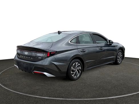 Certified 2026 Hyundai Sonata Blue FWD image 6