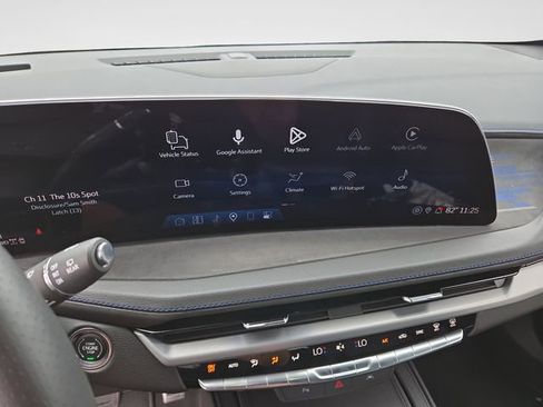 Certified 2024 Cadillac XT4 Sport w/ Active Safety Package AWD/4WD image 23