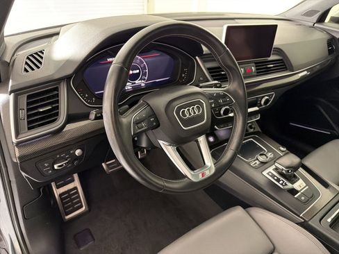 Used 2018 Audi SQ5 Prestige w/ Prestige Package AWD/4WD image 3