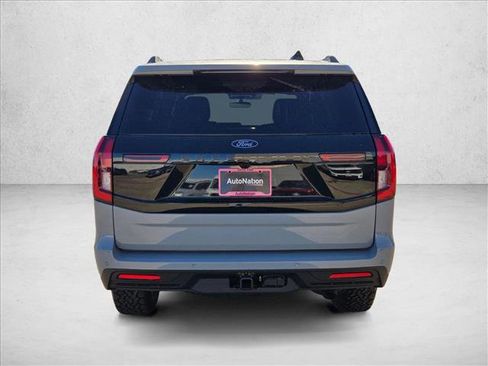 New 2026 Ford Expedition Tremor image 8