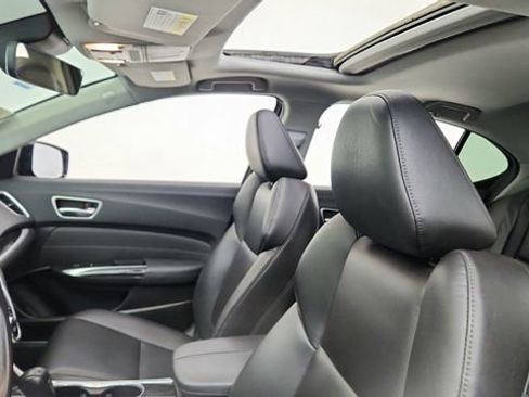Used 2019 Acura TLX image 32