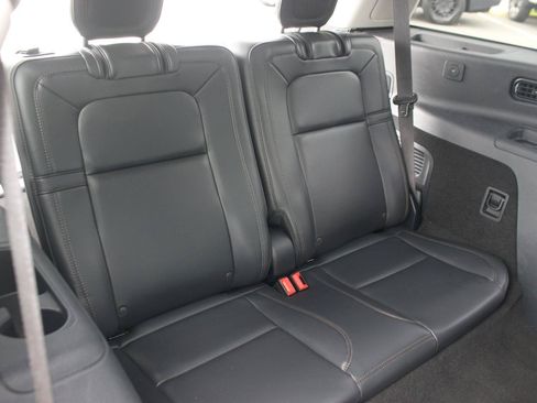Used 2025 Lincoln Aviator Reserve w/ Equipment Group 201A AWD/4WD image 36