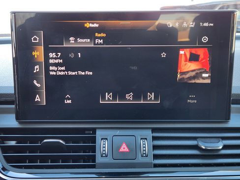 Used 2023 Audi Q5 2.0T Premium w/ Convenience Package image 11