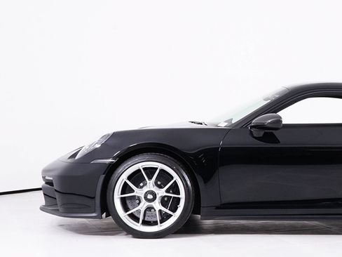 Used 2024 Porsche 911 GT3 RWD image 12