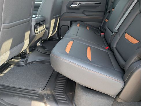 New 2026 GMC Sierra 1500 AT4 w/ AT4 Premium Package AWD/4WD image 12