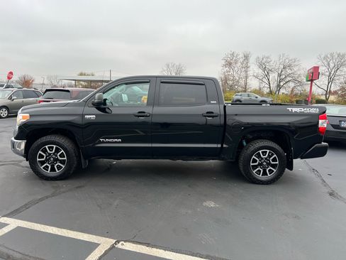Used 2016 Toyota Tundra SR5 image 3