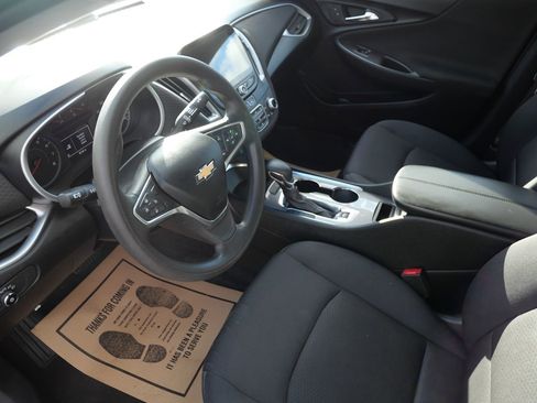 Used 2022 Chevrolet Malibu LT image 12