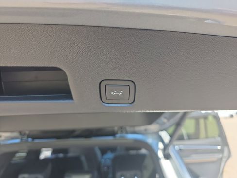 New 2026 Buick Enclave Avenir w/ Super Cruise Package FWD image 14