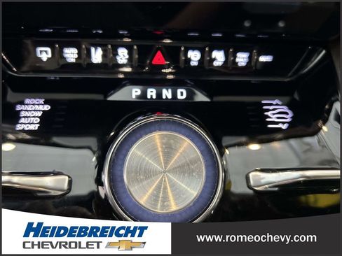 Used 2022 Jeep Grand Wagoneer Series II w/ Flexible Seating Group AWD/4WD image 24