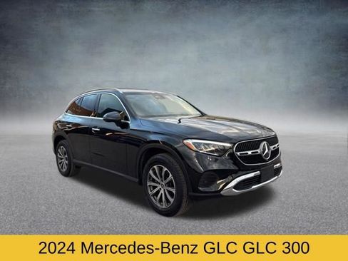 Used 2024 Mercedes-Benz GLC 300 image 2