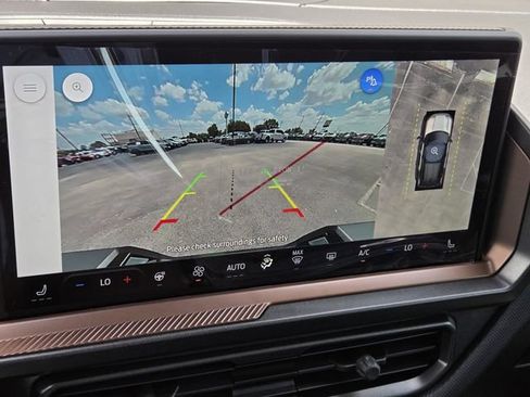 New 2026 Ford Bronco Sport Outer Banks w/ Outer Banks Tech Package+ AWD/4WD image 17