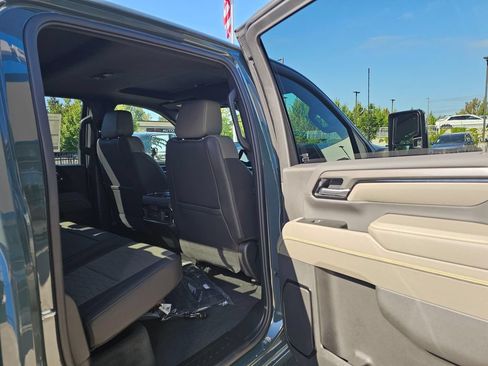 New 2026 Chevrolet Silverado 2500 ZR2 w/ LPO, Dark Essentials Package AWD/4WD image 16