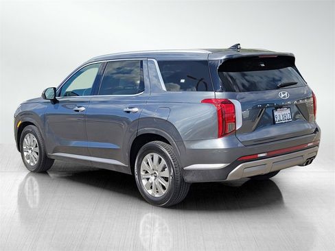 Used 2024 Hyundai Palisade SEL image 6