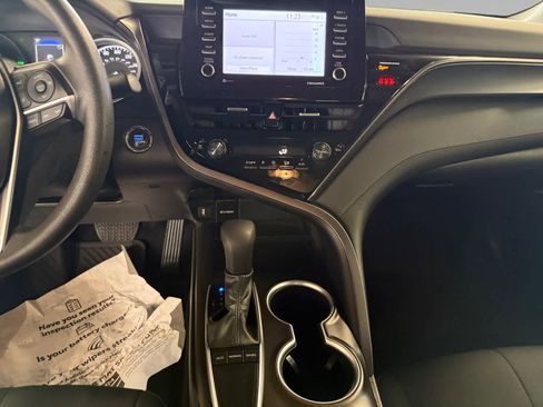 Used 2023 Toyota Camry LE w/ Convenience Package image 11