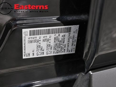 Used 2023 Nissan Rogue S AWD/4WD image 30