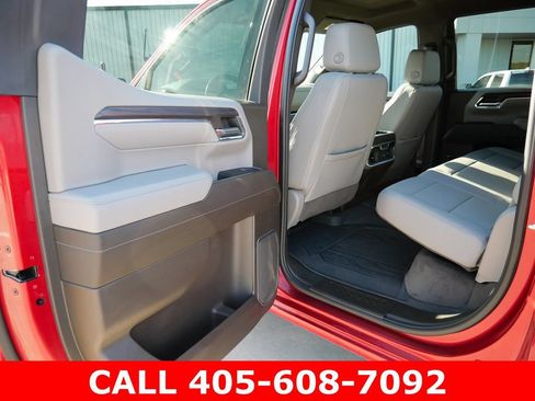 Used 2024 GMC Sierra 1500 SLT AWD/4WD image 73