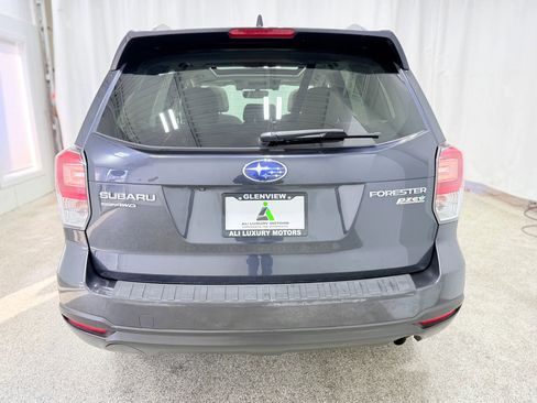 Used 2017 Subaru Forester 2.5i Premium image 7