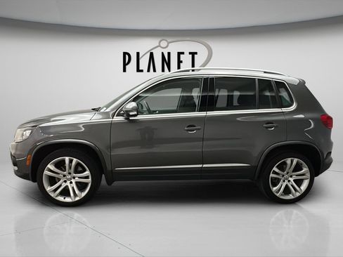 Used 2016 Volkswagen Tiguan SEL AWD/4WD image 5