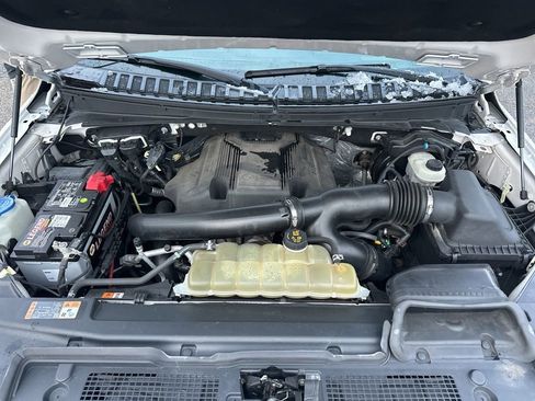 Used 2019 Ford Expedition Max Platinum image 29