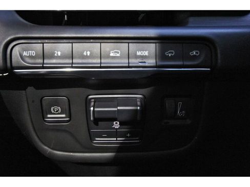 Used 2021 Cadillac Escalade Premium Luxury Platinum image 20