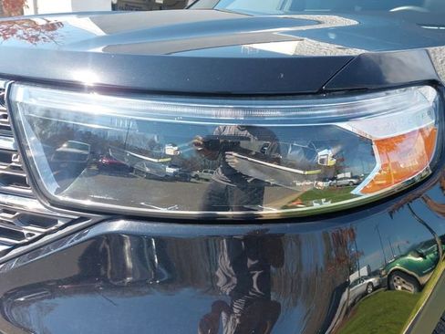 Used 2022 Ford Explorer King Ranch w/ Class IV Trailer Tow Package image 30