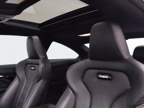 Used 2018 BMW M4 Coupe image 13