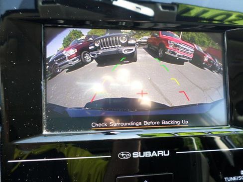 Used 2017 Subaru Impreza 2.0i Premium image 14