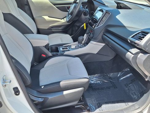 Used 2023 Subaru Forester AWD/4WD image 23