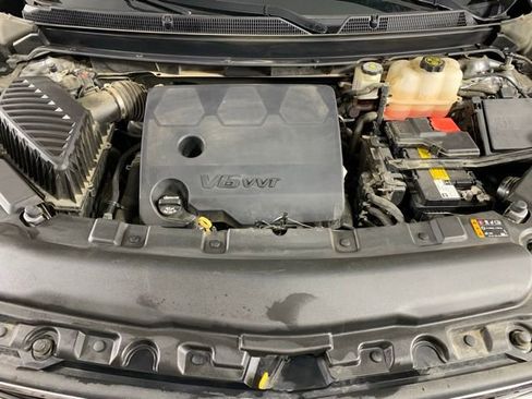 Used 2018 Buick Enclave Premium w/ Experience Buick Package image 31