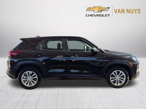 Used 2023 Chevrolet TrailBlazer LS FWD image 4