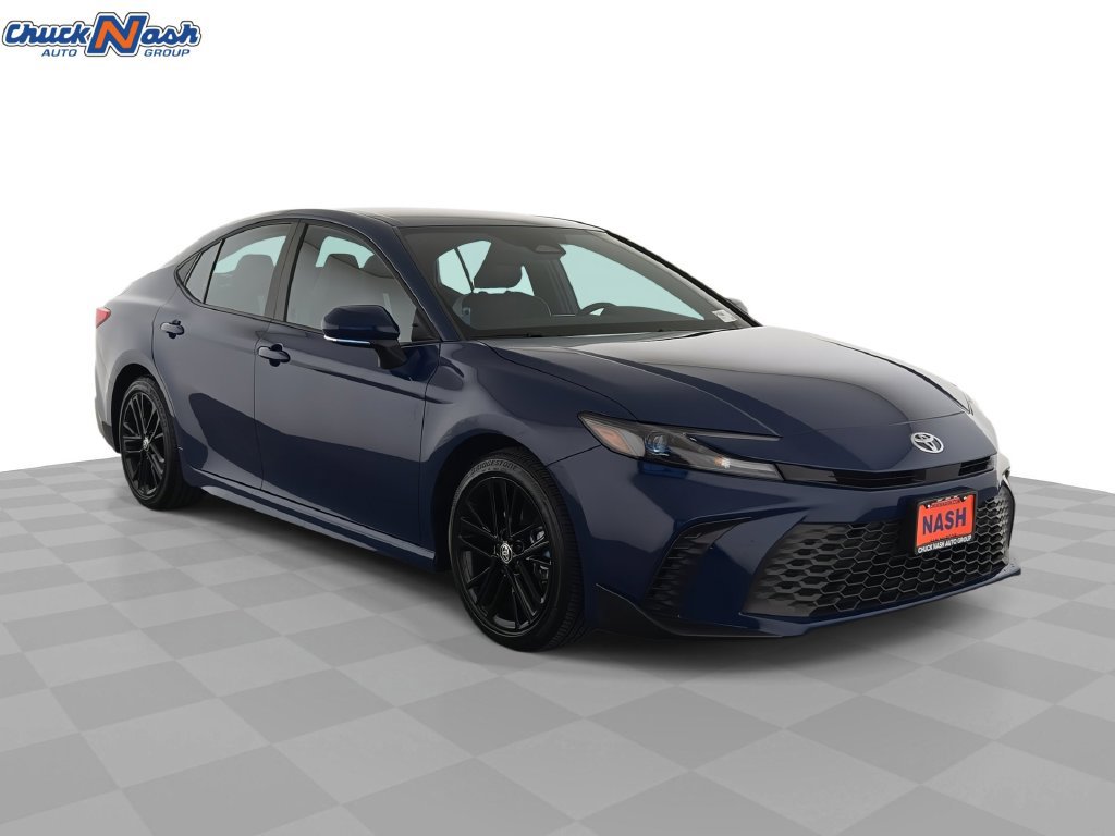 Used 2026 Toyota Camry SE FWD image 1