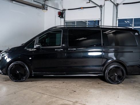 Used 2020 Mercedes-Benz Metris Passenger image 8