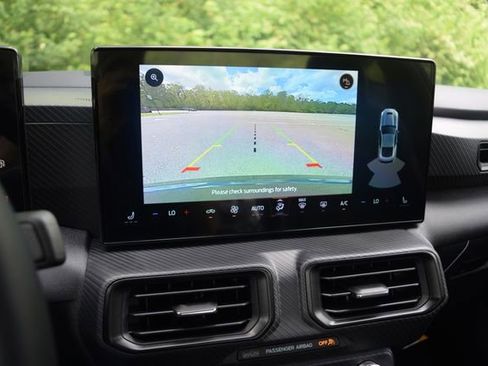 Used 2025 Ford Mustang Coupe RWD image 10