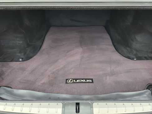 Used 2020 Lexus LS 500 w/ Interior Upgrade Package RWD image 33