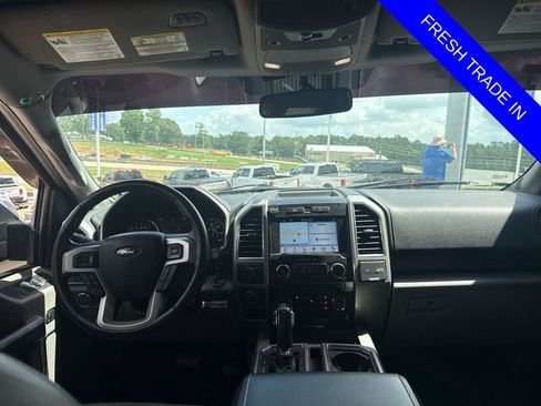 Used 2017 Ford F150 Lariat RWD image 13