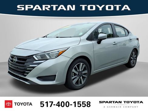 Used 2024 Nissan Versa SV FWD image 1