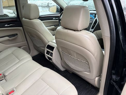 Used 2012 Cadillac SRX Luxury image 25