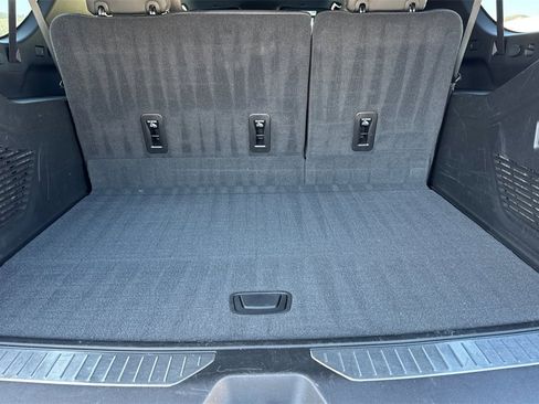 Certified 2024 GMC Yukon XL AT4 image 18