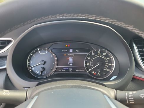 Used 2025 INFINITI QX50 Sport image 29