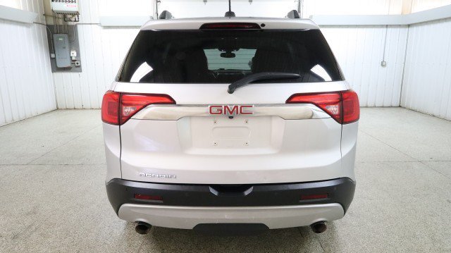Used 2017 GMC Acadia SLT FWD image 8