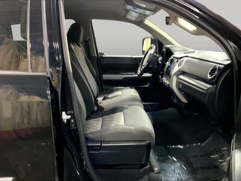 Used 2021 Toyota Tundra SR5 AWD/4WD image 9